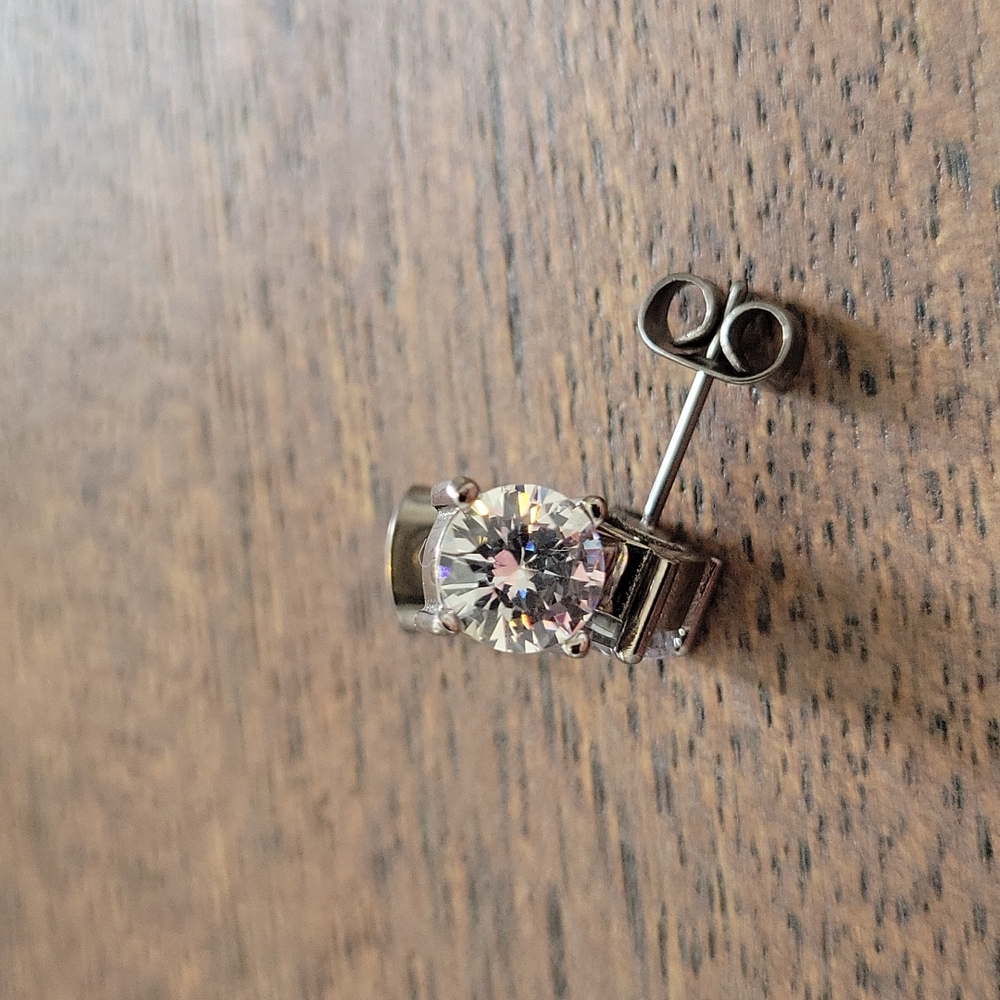 Titanium Earings Cubic Zirconia